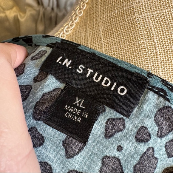 I.N. Studio Green 3/4 Sleeve Tie Front Blouse - Picture 7 of 9